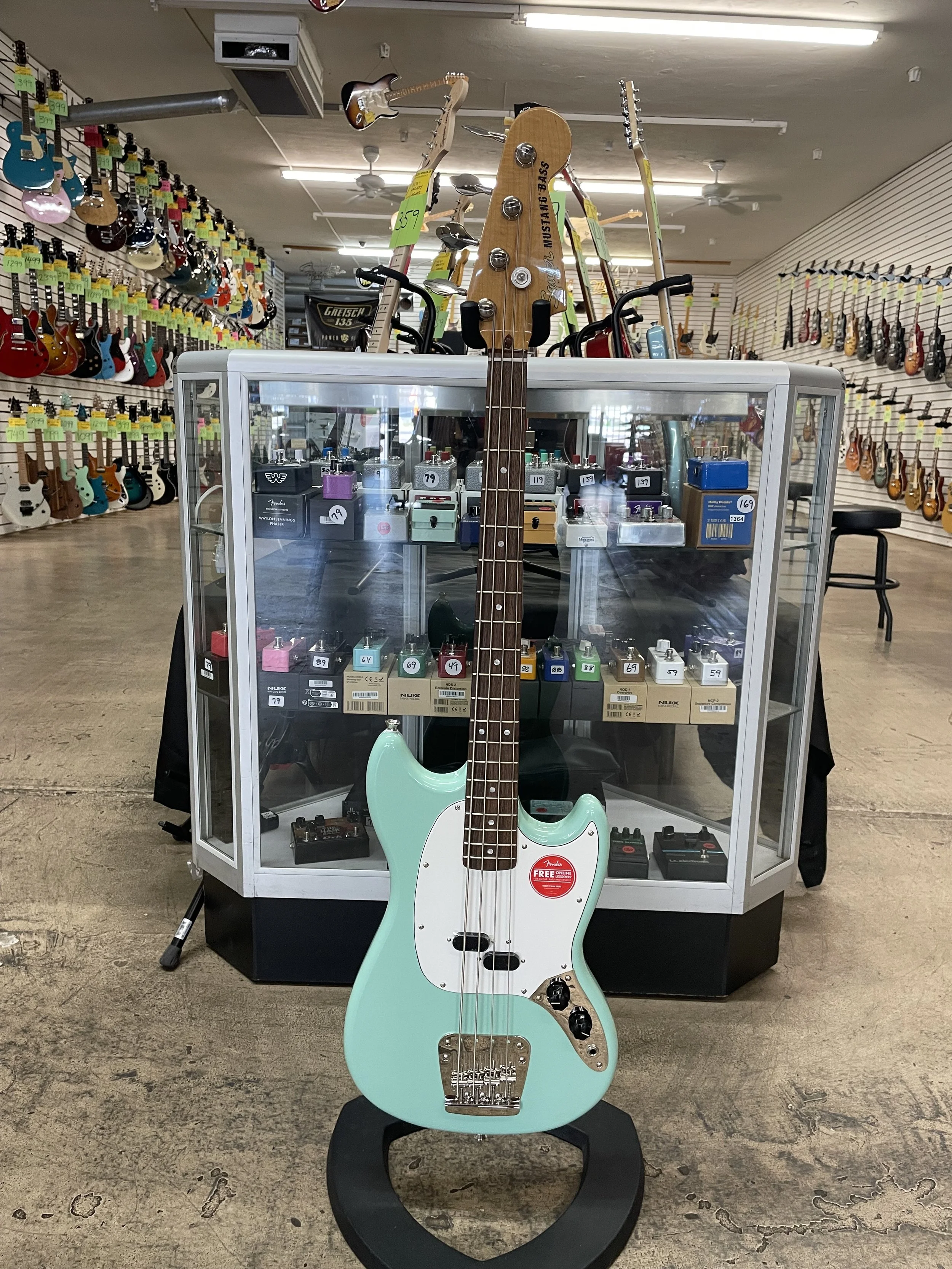Squier Bass — Bizarre Guitar
